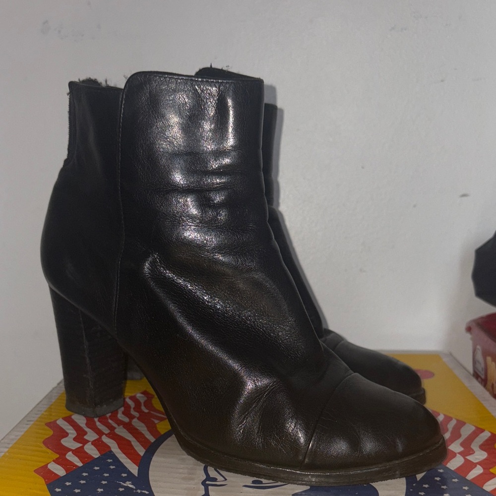 Clarks Ankle Boots size 7.5